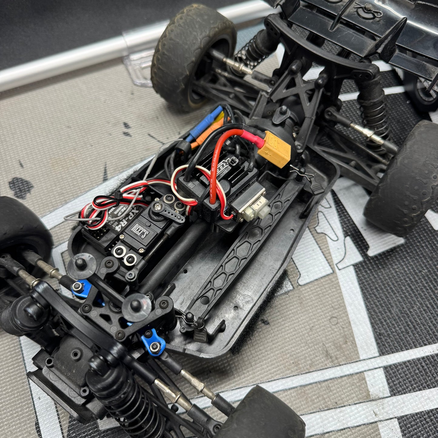 Team Associated 14T 4WD RTR