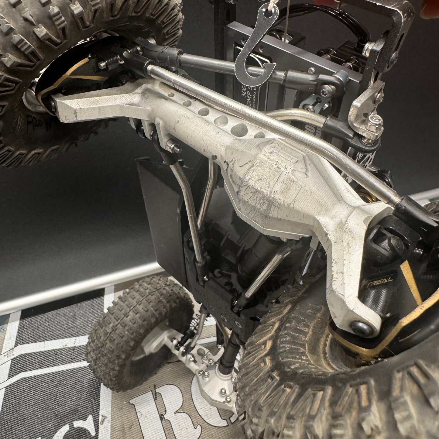 REEFS 10.3 COMP BUILD W/ REEFS LIVERY BODY