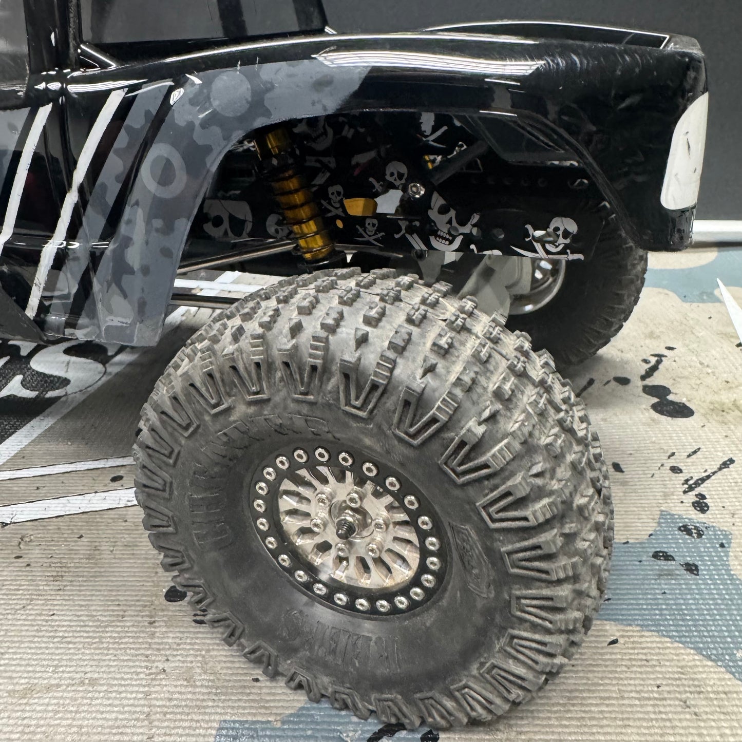 REEFS 10.3 COMP BUILD W/ REEFS LIVERY BODY