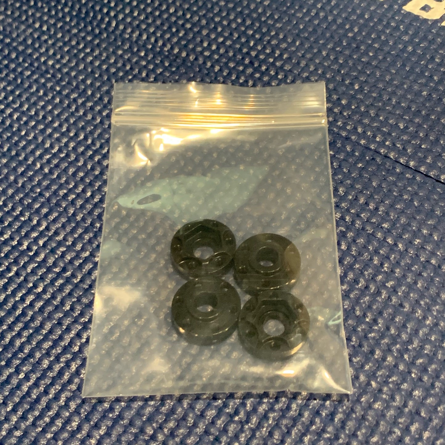 250 BLACK HUBS 4 PACK