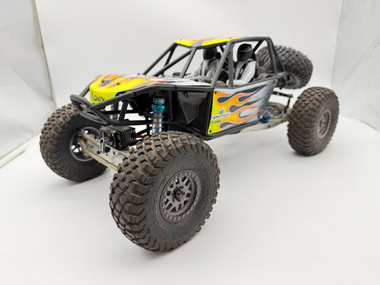 Rich's Custom Axial BOMBER