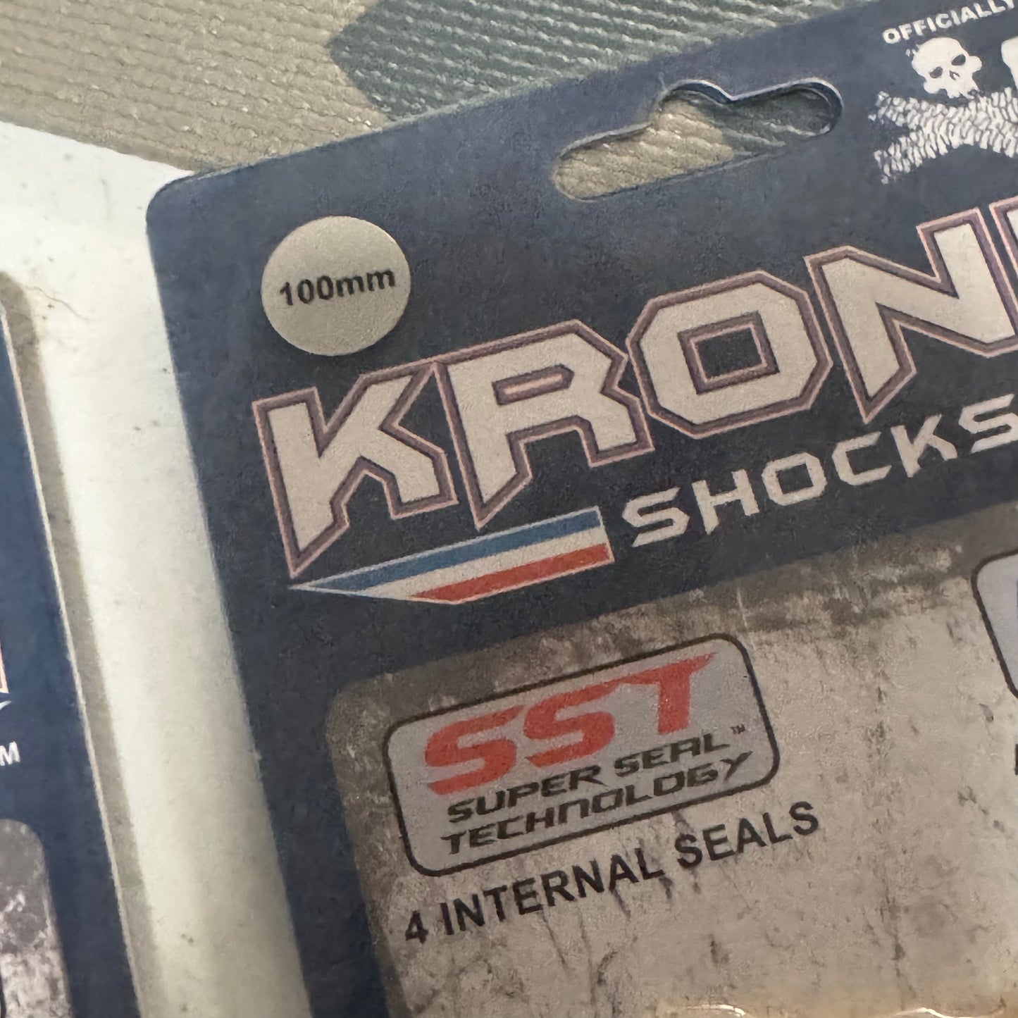 BDS Suspension officially licensed KRONIK Shocks - 4 pcs  (100mm)