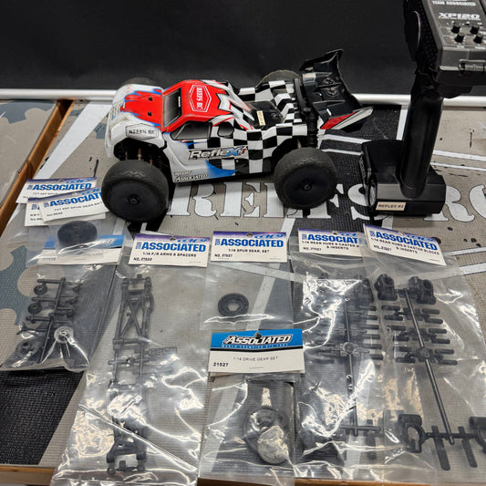 Team Associated 14T 4WD RTR