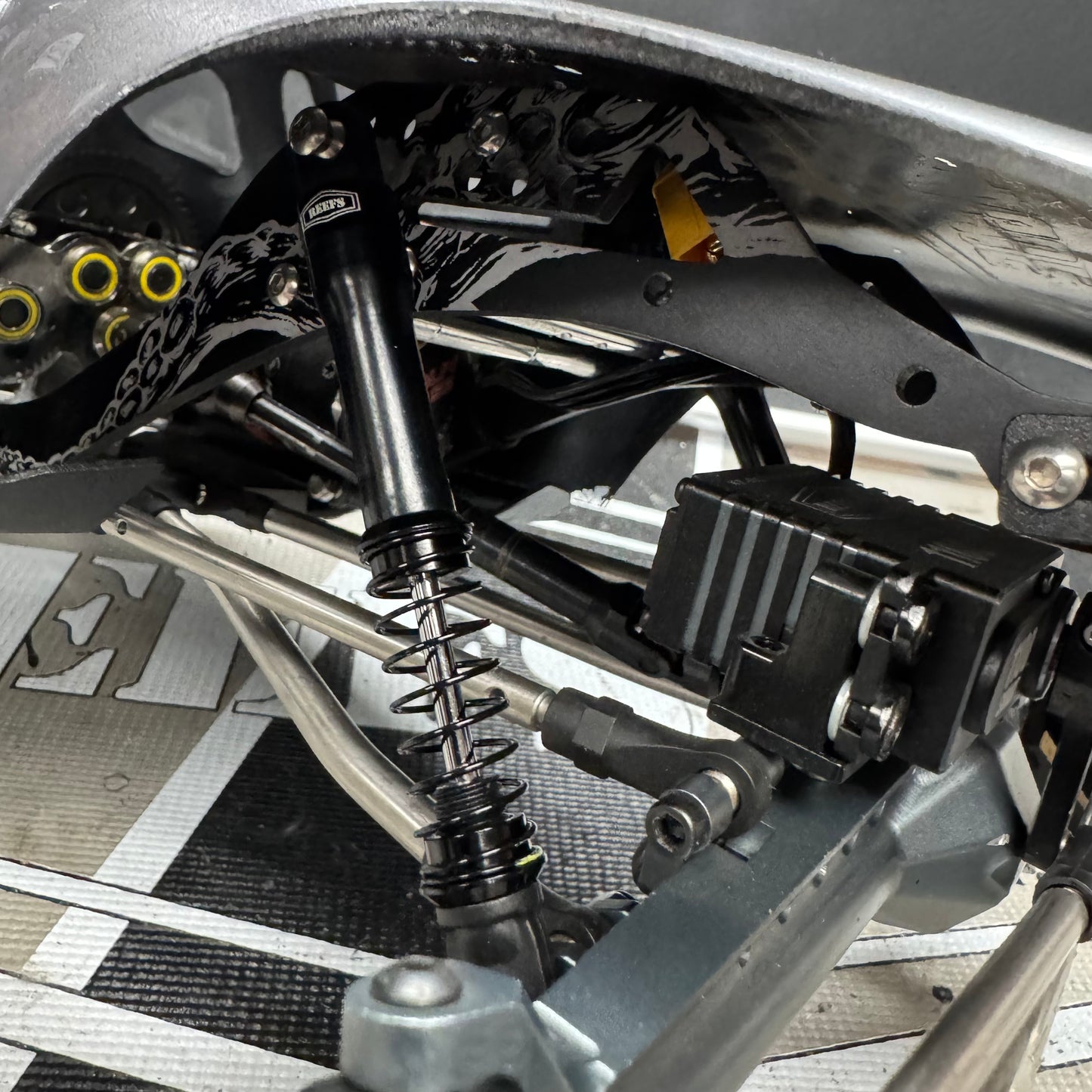 Capra Axle Comp Truck